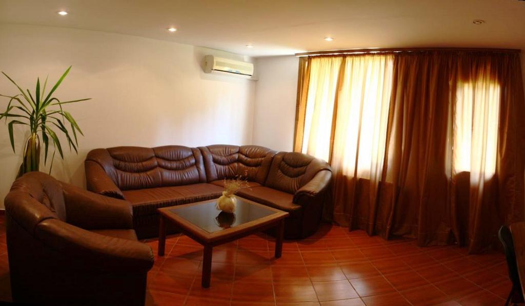 Hotel Albatros Călărași Habitación foto