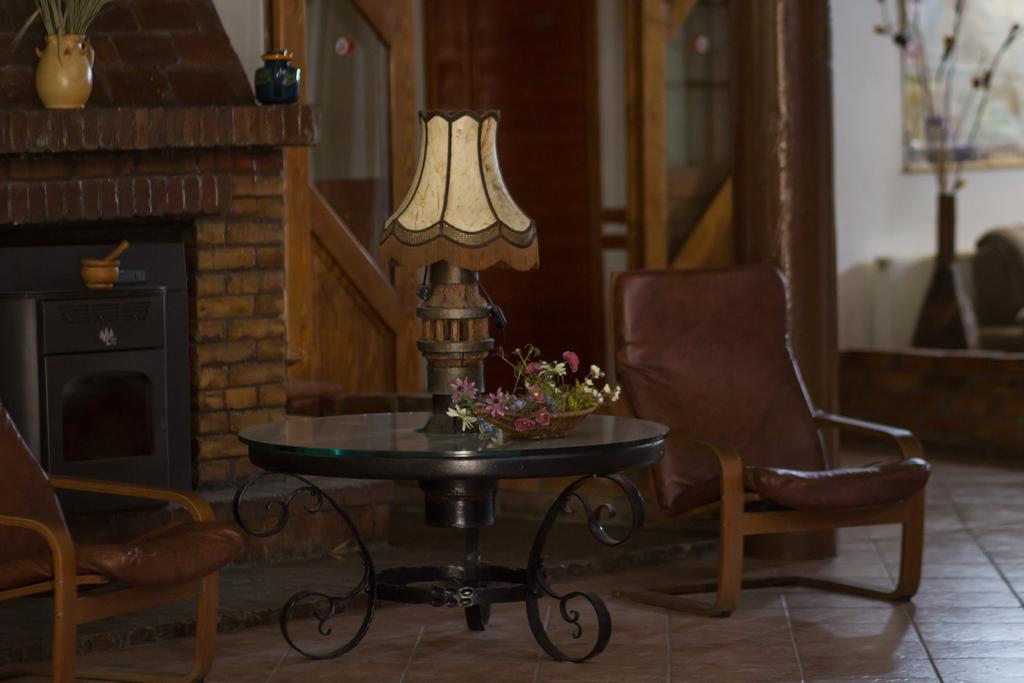 Hotel Albatros Călărași Exterior foto