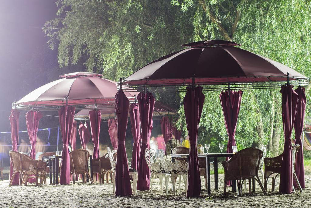 Hotel Albatros Călărași Exterior foto